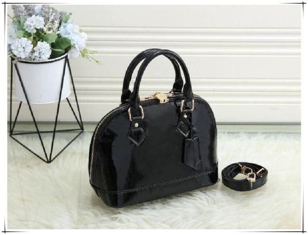 black classic shell bag damier patent embossing leather grid bags handbags shoulder bags women crossbody purse shopping tote, Red;black
black classic shell bag damier patent embossing leather grid bags handbags shoulder bags women crossbody purse shopping tote, Red;black
