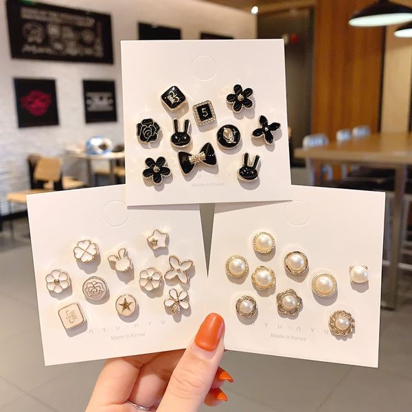 D2I brooch pin fixed clothing neckline light brooches proof clothes pearl pearl button waist changed to small waist skirt pins shrinks arti, Gray
D2I brooch pin fixed clothing neckline light brooches proof clothes pearl pearl button waist changed to small waist skirt pins shrinks arti, Gray