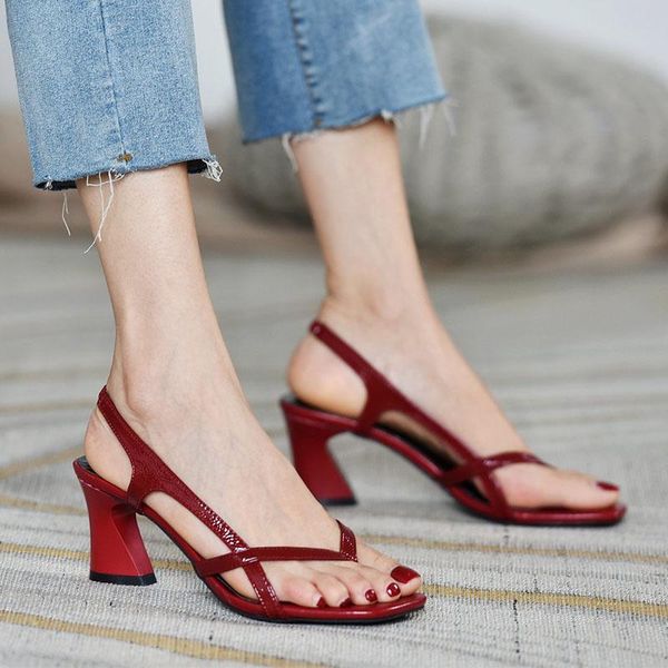 sandals 2021 summer high heels women fashion elegant sandles square vintage black red shoes for sandal
sandals 2021 summer high heels women fashion elegant sandles square vintage black red shoes for sandal