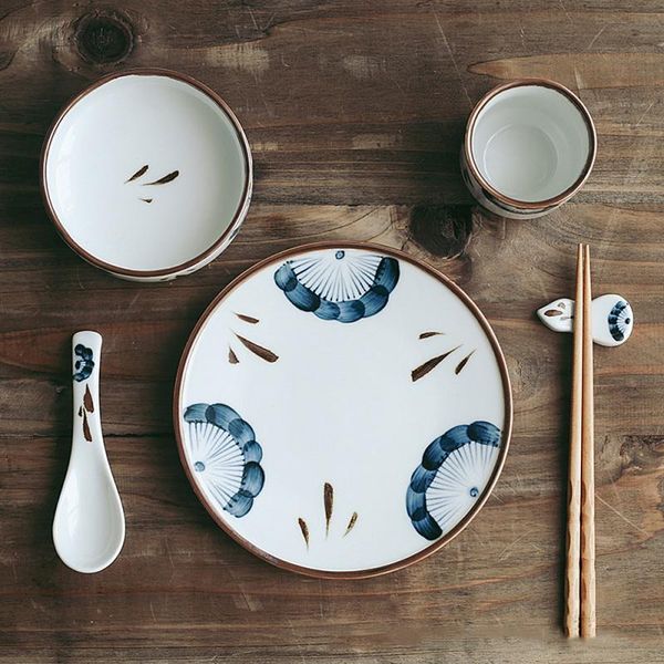 chopsticks 1pc ceramic chopstick holder soup spoon for diy restaurant household dining table decoration
chopsticks 1pc ceramic chopstick holder soup spoon for diy restaurant household dining table decoration