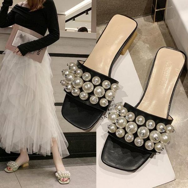 slippers big pearl decoration women open toe med-high heels beading flip flops shiny crystal rivets slides shoes woman y1009, Black
slippers big pearl decoration women open toe med-high heels beading flip flops shiny crystal rivets slides shoes woman y1009, Black