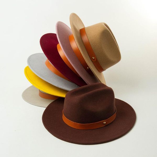 wide brim hats red belt fedoras hat for women imitation wool luxury chapeu fedora homem panama 2021autumn winter, Blue;gray
wide brim hats red belt fedoras hat for women imitation wool luxury chapeu fedora homem panama 2021autumn winter, Blue;gray