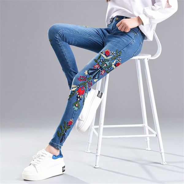 side embroidered jeans for women with high waist pants plus size skinny vintage 4xl stretch embroidery denim 210708, Blue
side embroidered jeans for women with high waist pants plus size skinny vintage 4xl stretch embroidery denim 210708, Blue