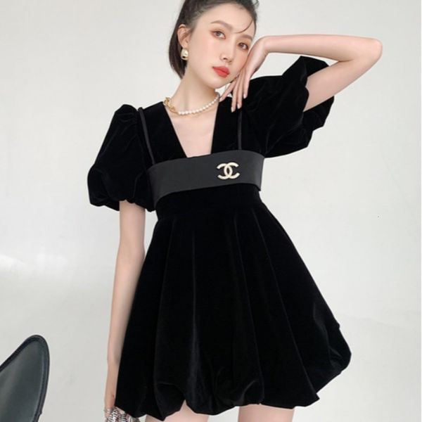 shiyue black dress women's spring and autumn waist thin a-line skirt with small, Black;gray
shiyue black dress women's spring and autumn waist thin a-line skirt with small, Black;gray