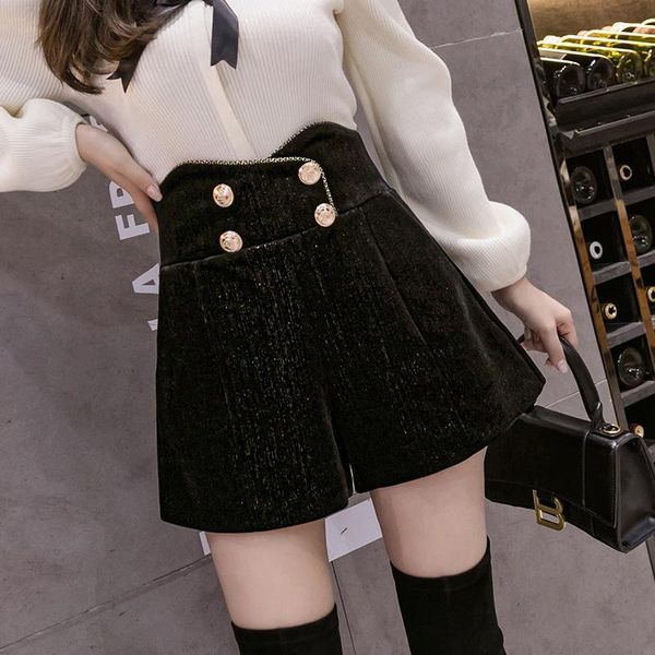 women's shorts women vintage chenille shiny autumn and winter with 4 buttons female retro casual pantalones, White;black
women's shorts women vintage chenille shiny autumn and winter with 4 buttons female retro casual pantalones, White;black