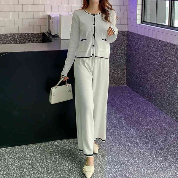 women's tracksuits elegant spring stripe knitted sets women o-neck knitwear short cardigan and casual wide leg pants fashion two-p, Gray
women's tracksuits elegant spring stripe knitted sets women o-neck knitwear short cardigan and casual wide leg pants fashion two-p, Gray