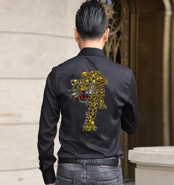men's casual shirts man shirt mens deer embroidery cotton men short sleeve high quantity, White;black
men's casual shirts man shirt mens deer embroidery cotton men short sleeve high quantity, White;black