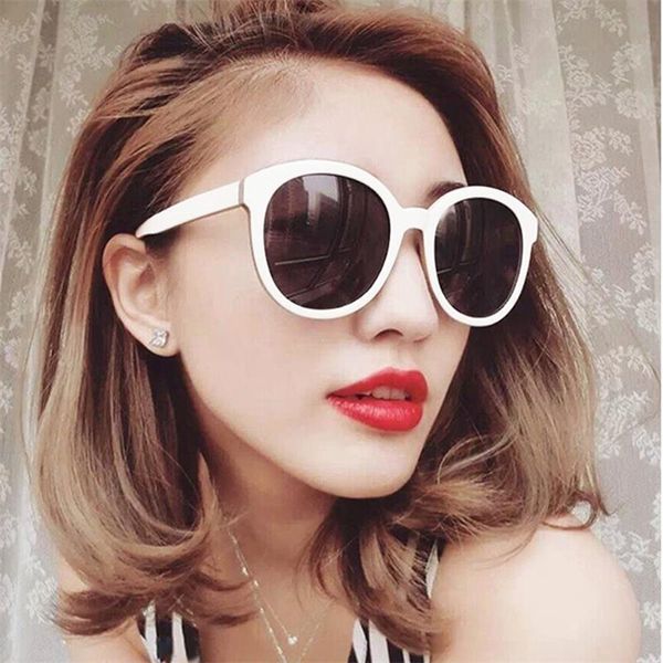 outdoor eyewear 2021 arrival fashion round sunglasses women vintage mirror classic sun glasses female oculos de sol feminino uv400
outdoor eyewear 2021 arrival fashion round sunglasses women vintage mirror classic sun glasses female oculos de sol feminino uv400