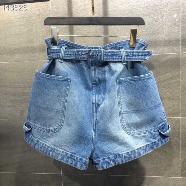 jeans spring women / summer 2021 shorts fashionable casual big pocket design wide leg denim short pants women's, Blue
jeans spring women / summer 2021 shorts fashionable casual big pocket design wide leg denim short pants women's, Blue