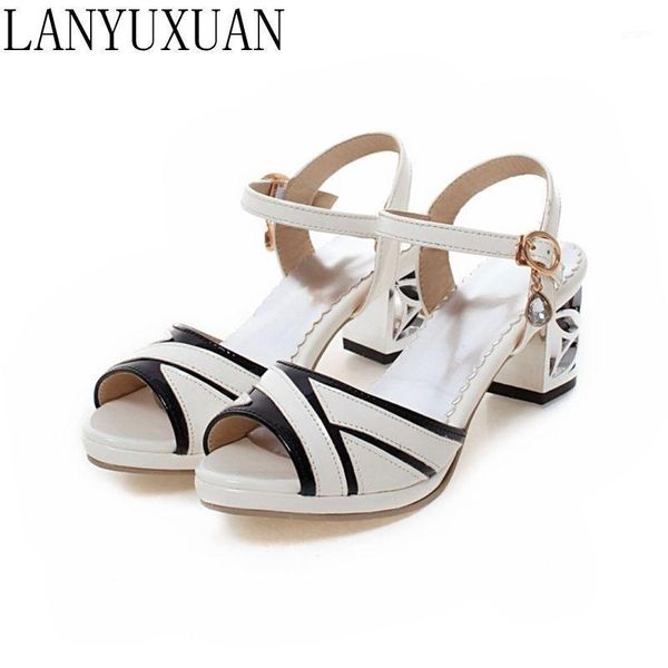 direct selling fashion gladiator sandals women big size 34- 46 ladies lady shoes high heel pumps b312 dress1, Black
direct selling fashion gladiator sandals women big size 34- 46 ladies lady shoes high heel pumps b312 dress1, Black
