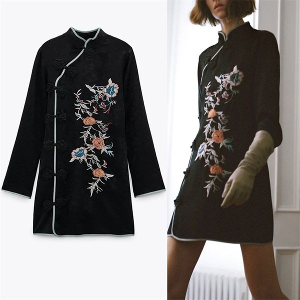 embroidered jacquard black mini dress women high collar long sleeve short dresses woman front toggle vintage vestidos 210524, Black;gray
embroidered jacquard black mini dress women high collar long sleeve short dresses woman front toggle vintage vestidos 210524, Black;gray