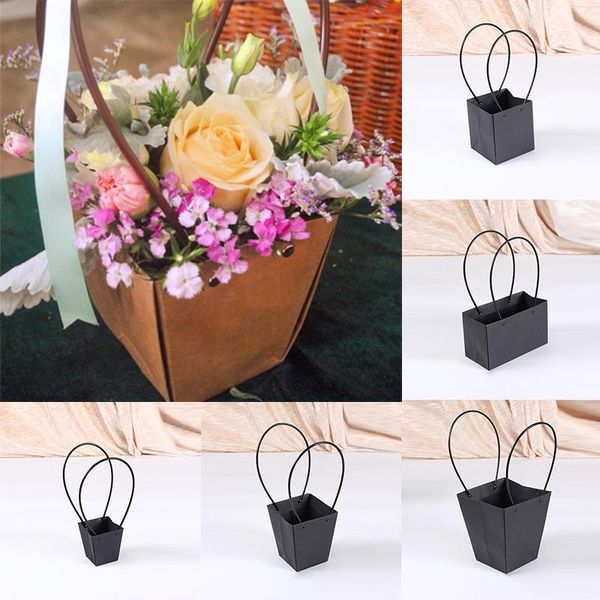 portable flower box waterproof paper handbag gift packaging bag florist handy bags wedding party favor rose storage boxes wrap
portable flower box waterproof paper handbag gift packaging bag florist handy bags wedding party favor rose storage boxes wrap