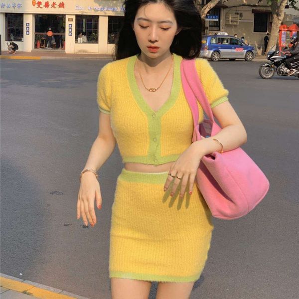 party dresses cardigan knitted coat women's summer french v-neck slim contrast color sweater yellow jacket fashion ajcl, White;black
party dresses cardigan knitted coat women's summer french v-neck slim contrast color sweater yellow jacket fashion ajcl, White;black