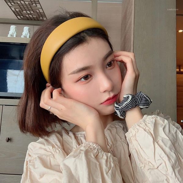 fashion wide hair hoop female faux leather headbands fine accessories simple 4.2cm width sponge pu leathers women hairbands1
fashion wide hair hoop female faux leather headbands fine accessories simple 4.2cm width sponge pu leathers women hairbands1