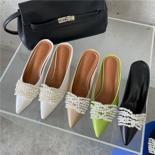 fashion women slippers pointed toe pearl chain design shallow slip on thin mid heels white/black/green casual slippers pumps 210513
fashion women slippers pointed toe pearl chain design shallow slip on thin mid heels white/black/green casual slippers pumps 210513