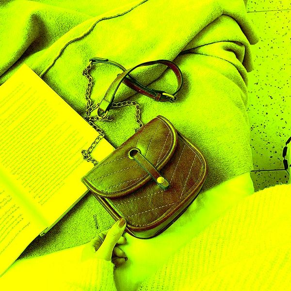 solid color pu shoulder messenger bag 2021 fashion casual wallet phone ladies chain saddle bags
solid color pu shoulder messenger bag 2021 fashion casual wallet phone ladies chain saddle bags