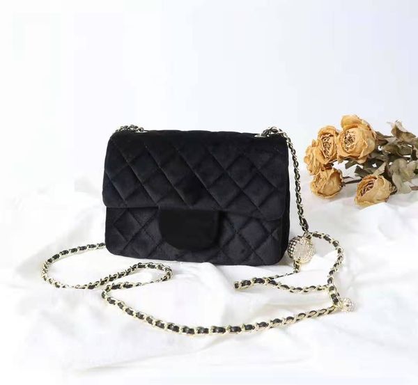4 colors famous brand women designer shoulder bags leather chain bag cross body pure color womens handbag crossbody purse 18 cm, Red;black
4 colors famous brand women designer shoulder bags leather chain bag cross body pure color womens handbag crossbody purse 18 cm, Red;black