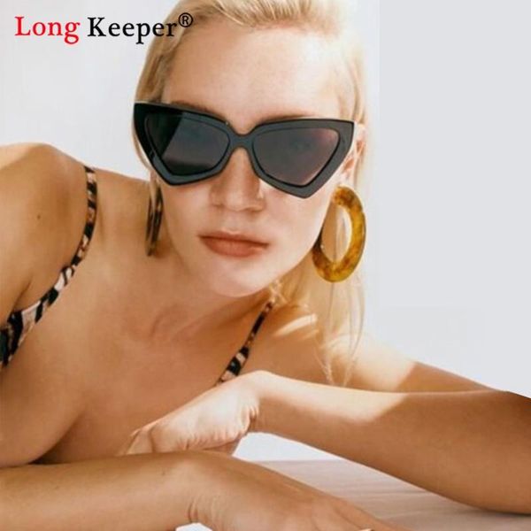 sunglasses classic vintage butterfly cat eye women brand black sun shades eyewear men feminino anti-uv400 glasses, White;black
sunglasses classic vintage butterfly cat eye women brand black sun shades eyewear men feminino anti-uv400 glasses, White;black