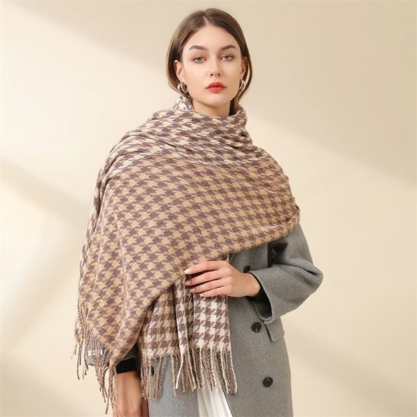 Hazy qianniage 2021 women's winter imitation cashmere East Gate popular warm scarf shawl, Blue;black
Hazy qianniage 2021 women's winter imitation cashmere East Gate popular warm scarf shawl, Blue;black