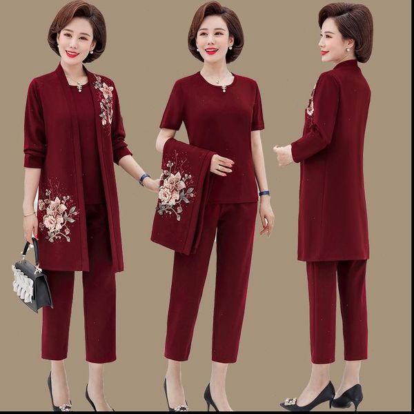 spring autumn three piece sets women tracksuits floral printed long sleeve coat short and pants suits large size 5xl, Gray
spring autumn three piece sets women tracksuits floral printed long sleeve coat short and pants suits large size 5xl, Gray
