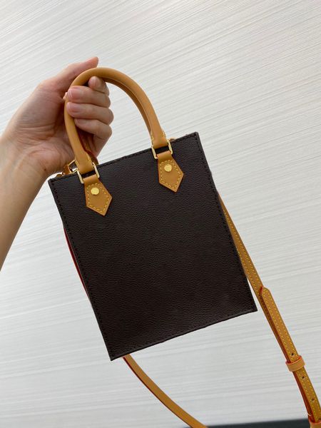 m69442 petit sac plat cross body women bag strap in leather shoulder bags small canvas lady flat purse mini messenger fashion tote handbag
m69442 petit sac plat cross body women bag strap in leather shoulder bags small canvas lady flat purse mini messenger fashion tote handbag
