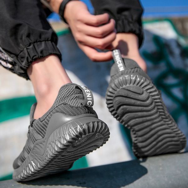 2021 men womens knit running sport shoes black pink grey breathable comfortable couples outdoor trainers sneakers big size 35-46 y-h1503
2021 men womens knit running sport shoes black pink grey breathable comfortable couples outdoor trainers sneakers big size 35-46 y-h1503