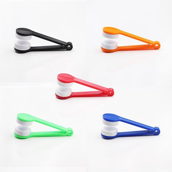 sunglasses frames portable multifunctional glasses cleaning rub eyeglass spectacles microfiber cleaner brushes, Silver
sunglasses frames portable multifunctional glasses cleaning rub eyeglass spectacles microfiber cleaner brushes, Silver