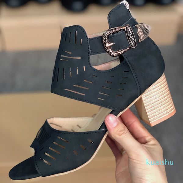 new 2020 platform sandale women leather sandals good quality patent leather sandals summer party dress wedding shoes with box, Black
new 2020 platform sandale women leather sandals good quality patent leather sandals summer party dress wedding shoes with box, Black