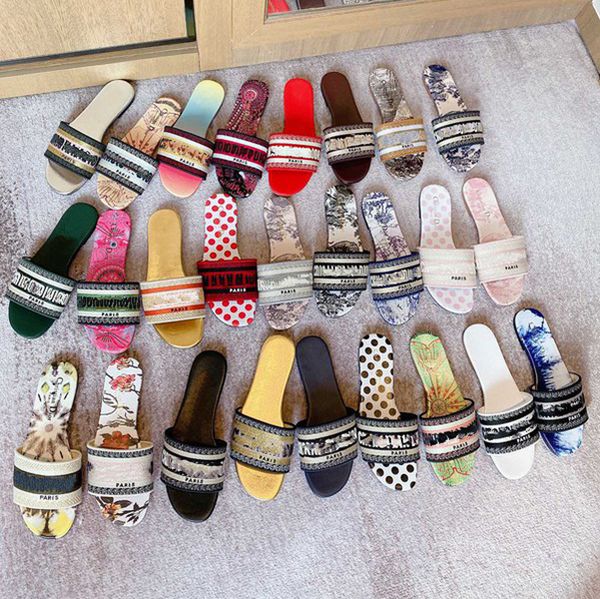 letter women slippers sandals slide summer fashion wide flat slipper original box size:35-42, Black
letter women slippers sandals slide summer fashion wide flat slipper original box size:35-42, Black