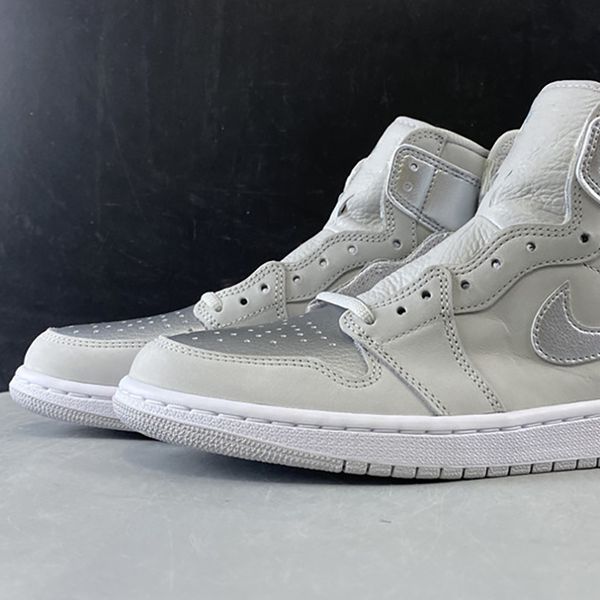 air 1 high og co.jp tokyo japan metallic silver da0382-029 1s i women men sports shoes sneakers trainers with original box, Black;white
air 1 high og co.jp tokyo japan metallic silver da0382-029 1s i women men sports shoes sneakers trainers with original box, Black;white