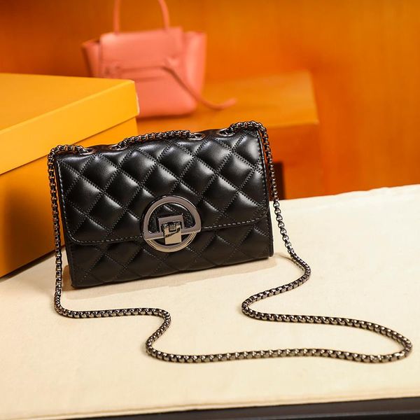 shoulder bags female quilted bag for women pu leather embroidery causal handbag daily designer shopping crossbody
shoulder bags female quilted bag for women pu leather embroidery causal handbag daily designer shopping crossbody