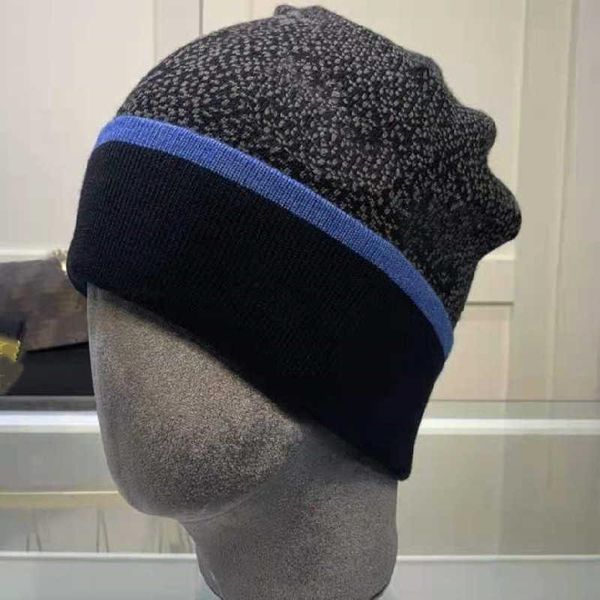 2021ss men's women's caps fashion men winter skull cap trend elemenrs hats female fur pom warm girl beanie 8-colo, Blue;gray
2021ss men's women's caps fashion men winter skull cap trend elemenrs hats female fur pom warm girl beanie 8-colo, Blue;gray