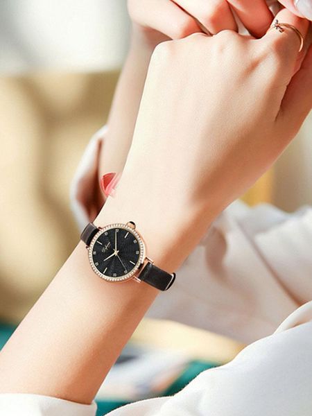 watch female simple temperament light genuine waterproof 2021 ladies wristwatches, Slivery;brown 
watch female simple temperament light genuine waterproof 2021 ladies wristwatches, Slivery;brown