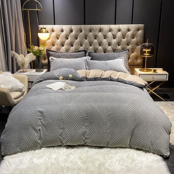 bedding sets winter ultra soft warm grey velvet flannel duvet cover set stripes embossing 4pcs king bed sheet pillowcase
bedding sets winter ultra soft warm grey velvet flannel duvet cover set stripes embossing 4pcs king bed sheet pillowcase