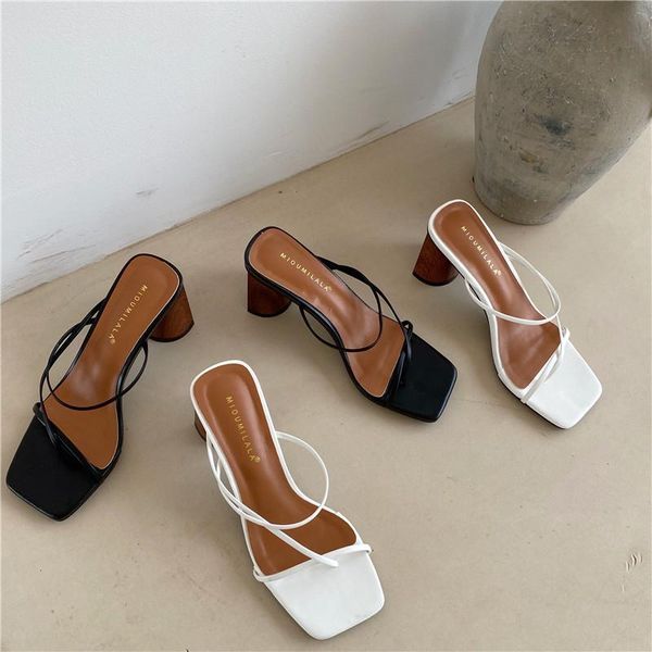 slippers rubber flip flops low shoes square toe ladies' slipers women heeled mules hawaiian block summer 2021 high soft fabric p, Black
slippers rubber flip flops low shoes square toe ladies' slipers women heeled mules hawaiian block summer 2021 high soft fabric p, Black