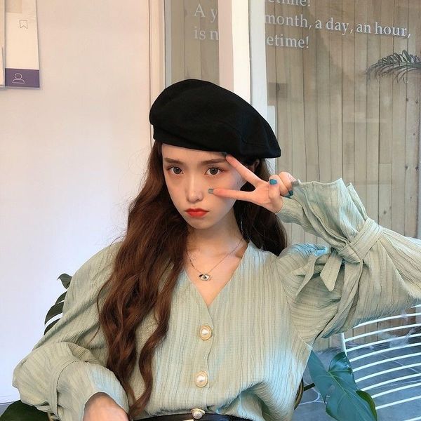 women's blouses & shirts early autumn 2021 french retro chic elegant design sense niche v-neck long sleeve chiffon shirt for women, White
women's blouses & shirts early autumn 2021 french retro chic elegant design sense niche v-neck long sleeve chiffon shirt for women, White