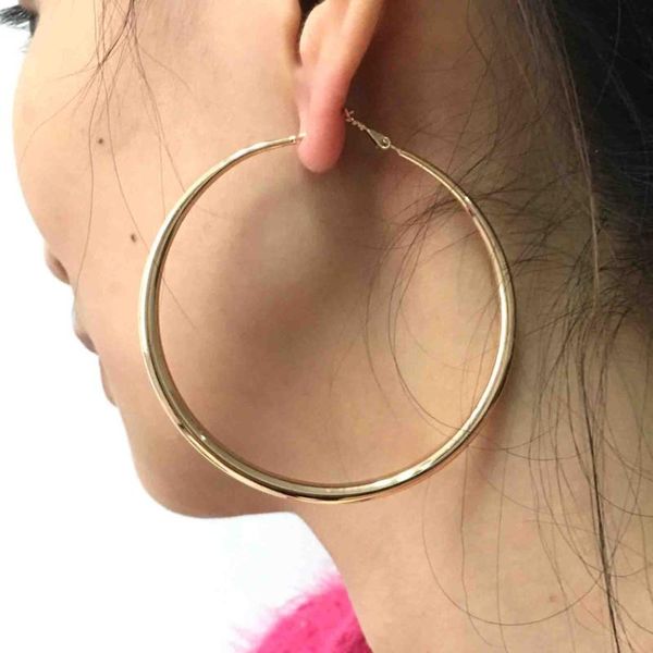 hoop & huggie uken big smooth 65mm diameter alloy earrings statement jewelry for women fashion costume accessories fe216, Golden;silver
hoop & huggie uken big smooth 65mm diameter alloy earrings statement jewelry for women fashion costume accessories fe216, Golden;silver