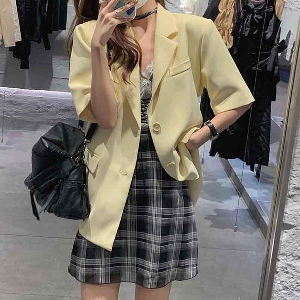 women's suits & blazers 2021 women spring korean style loose design temperament slim casual thin suit fashion short-sleeved jacket, White;black
women's suits & blazers 2021 women spring korean style loose design temperament slim casual thin suit fashion short-sleeved jacket, White;black
