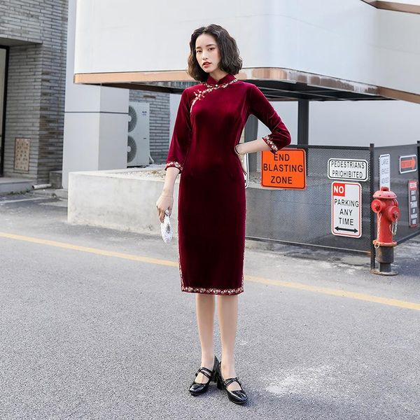 ethnic clothing velour vintage female burgundy qipao chinese bride wedding cheongsam large size dress gown high split temperament vestidos, Red
ethnic clothing velour vintage female burgundy qipao chinese bride wedding cheongsam large size dress gown high split temperament vestidos, Red