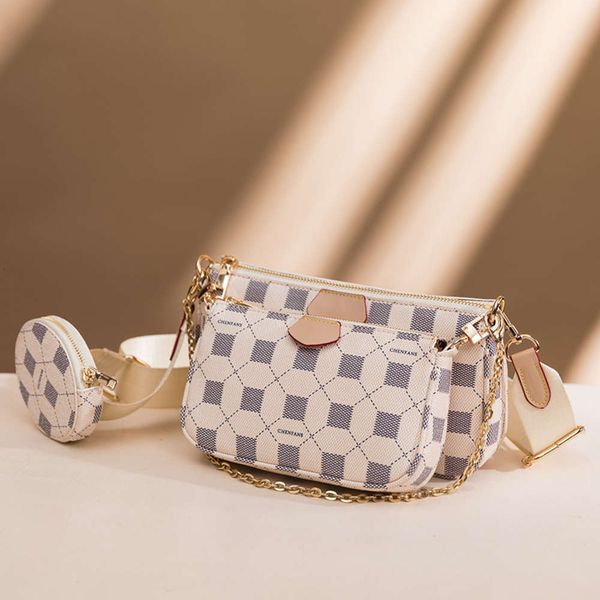 mahjong bag tide women's leisure broadband three in one printed single shoulder chain diagonal
mahjong bag tide women's leisure broadband three in one printed single shoulder chain diagonal