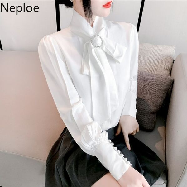 neploe blusas de mujer office lady elegant white blouses women lace up bow puff sleeve chiffon blouse female elegant shirt 210422
neploe blusas de mujer office lady elegant white blouses women lace up bow puff sleeve chiffon blouse female elegant shirt 210422