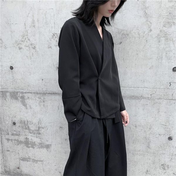brand design autumn women casual suit a buckle solid black short coat japan style gothic dark female coats high street fashion women's, White;black
brand design autumn women casual suit a buckle solid black short coat japan style gothic dark female coats high street fashion women's, White;black