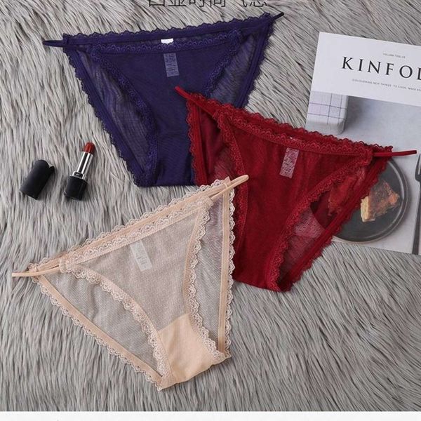 transparent mesh lace underwear traceless cotton crotch medium low waist large women's briefs, Black;pink
transparent mesh lace underwear traceless cotton crotch medium low waist large women's briefs, Black;pink