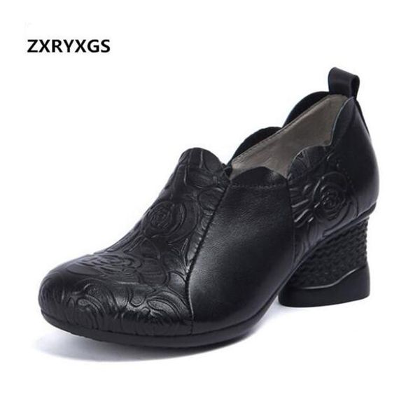 dress shoes 2021 spring ethnic style embossed cow leather woman deep mouth women high heel non-slip comfort pumps, Black 
dress shoes 2021 spring ethnic style embossed cow leather woman deep mouth women high heel non-slip comfort pumps, Black