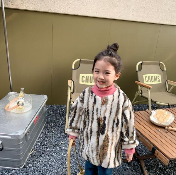 jackets 2021 wholesale girls boys thicken coat winter cotton full sleeve kids coats 2-8 years wd330, Blue;gray 
jackets 2021 wholesale girls boys thicken coat winter cotton full sleeve kids coats 2-8 years wd330, Blue;gray