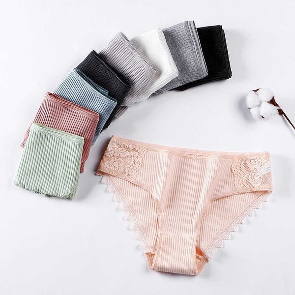 briefs panties thread cotton plus fat women's pure bottom crotch movement breathable traceless lace women, Black;white
briefs panties thread cotton plus fat women's pure bottom crotch movement breathable traceless lace women, Black;white