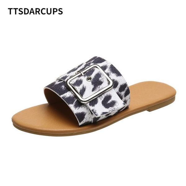 slippers flat bottom low heel leopard print large size 35-43 sandals simple fashion belt buckle women, Black
slippers flat bottom low heel leopard print large size 35-43 sandals simple fashion belt buckle women, Black