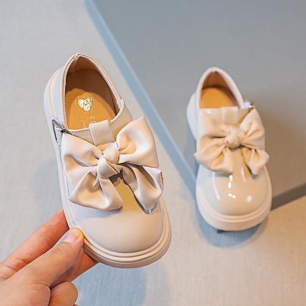 flat shoes 021 autumn girls bow knot leather elegant luxury princese children soft sole casual party dance, Black;grey
flat shoes 021 autumn girls bow knot leather elegant luxury princese children soft sole casual party dance, Black;grey
