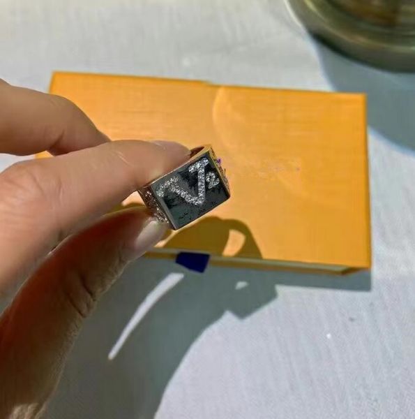 21ss famous designer nigo designs men's ring zircon letter rings fashion personalized gift, Golden;silver
21ss famous designer nigo designs men's ring zircon letter rings fashion personalized gift, Golden;silver