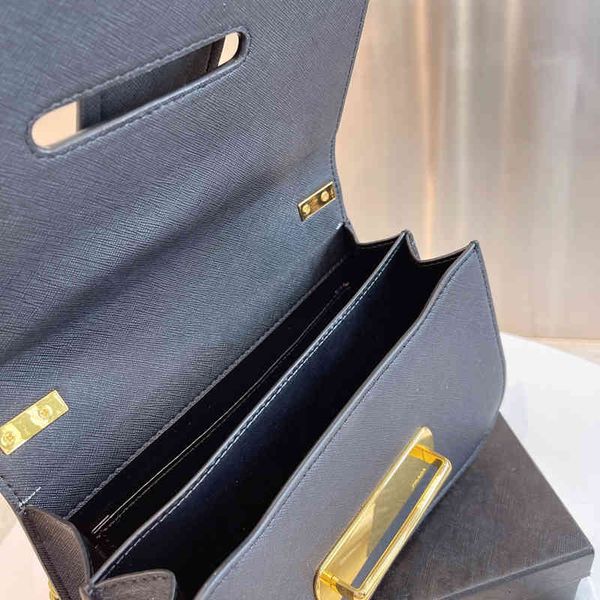 evening bags shoulder handbag designer purse handbags genuine leather high-quality gold chain fashion brand different colors vario
evening bags shoulder handbag designer purse handbags genuine leather high-quality gold chain fashion brand different colors vario